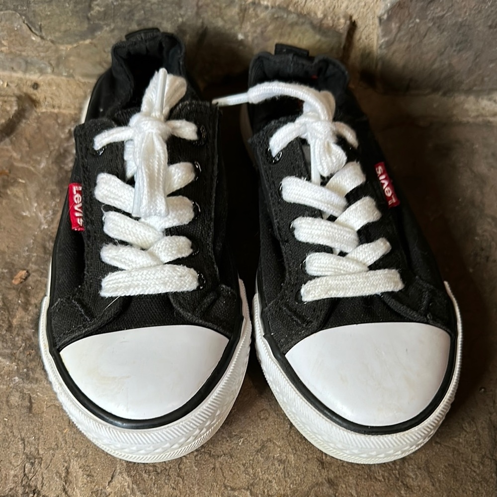 Levi's Kids Black and White Comfort Sneakers Unisex Small Child size 12
